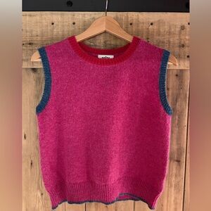 Women's Sleeveless Wool knit slipover vest